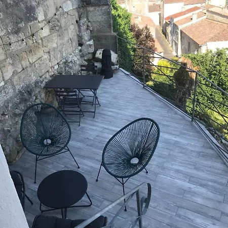 Апартаменты Superbe Avec Vue Magnifique Bourg-sur-Gironde